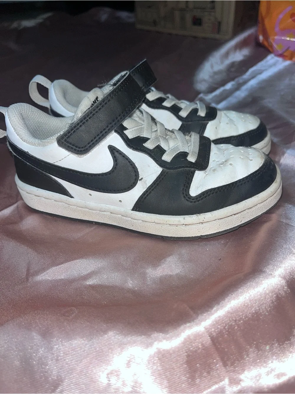Nike Kids Black and White Velcro Low-Top Sneakers